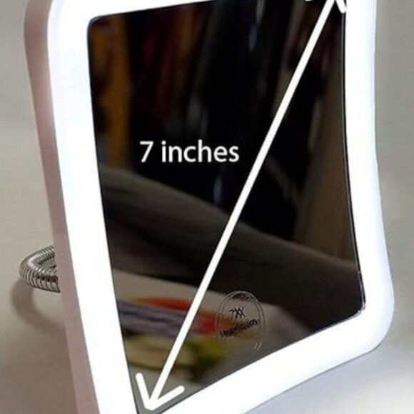 (NIB) SunplusTrade Makeup Mirror with LED Lights and Magnification - Picture 2 of 6